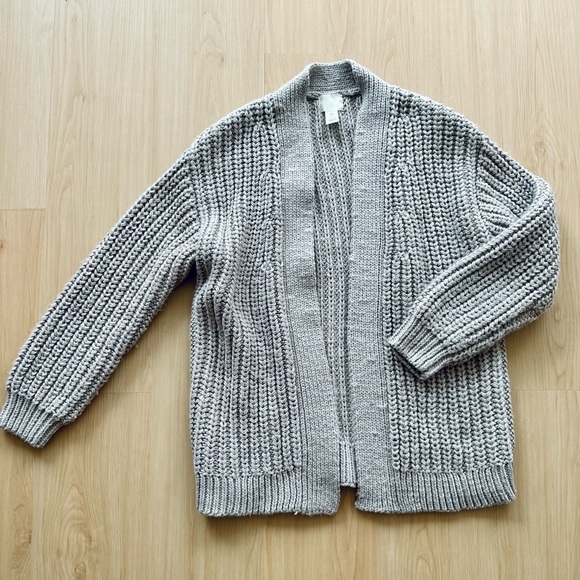 H&M Chunky Sweater - Picture 1 of 2